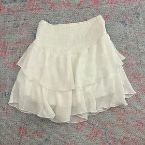 white mini skirt size xs